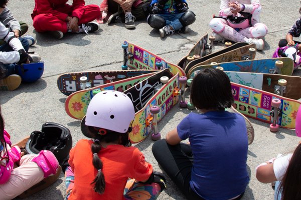 <p>Viernes chiquitos.- Taller de skate</p> - Imagen 1